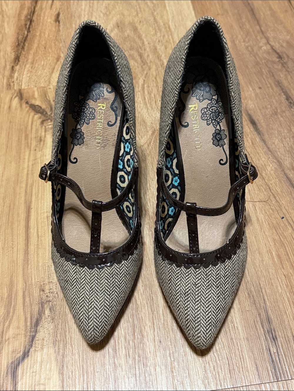 Restricted brown tweed T strap heel with brown faux patent leather, size 7